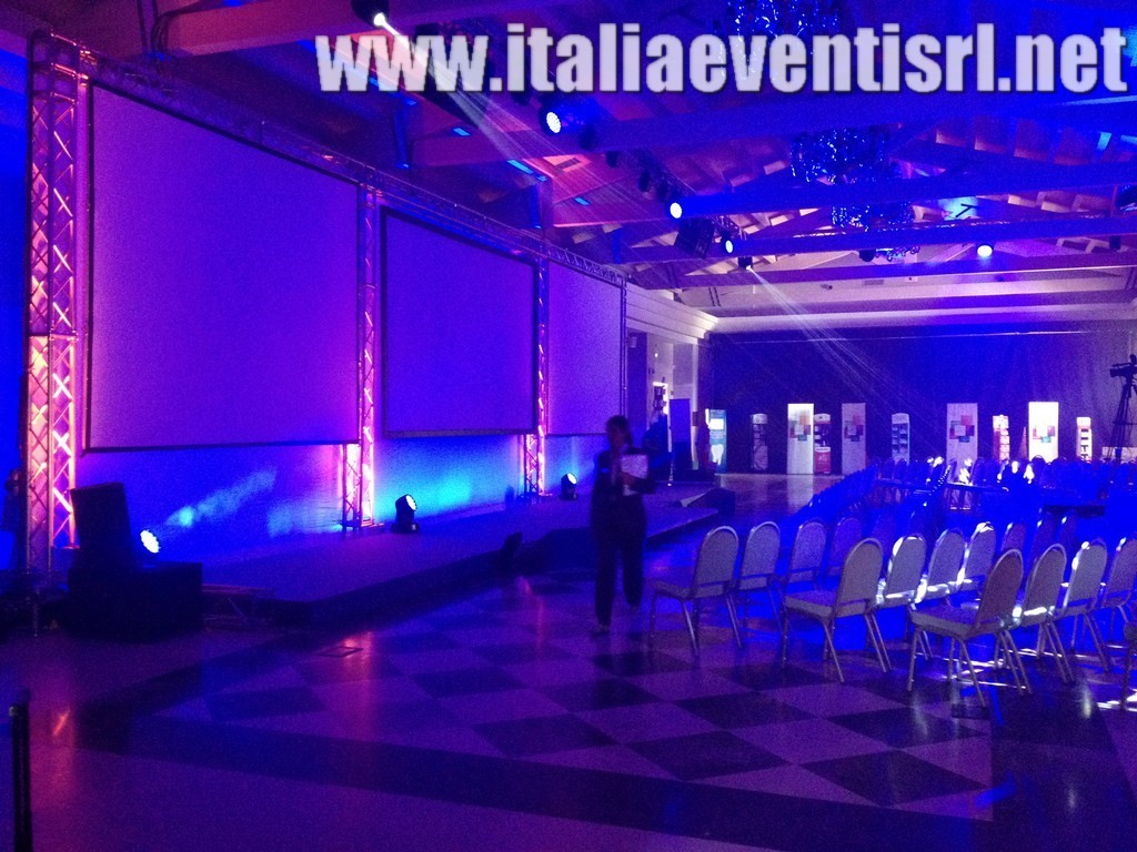 convention GSK illuminazione strutture proiezioni